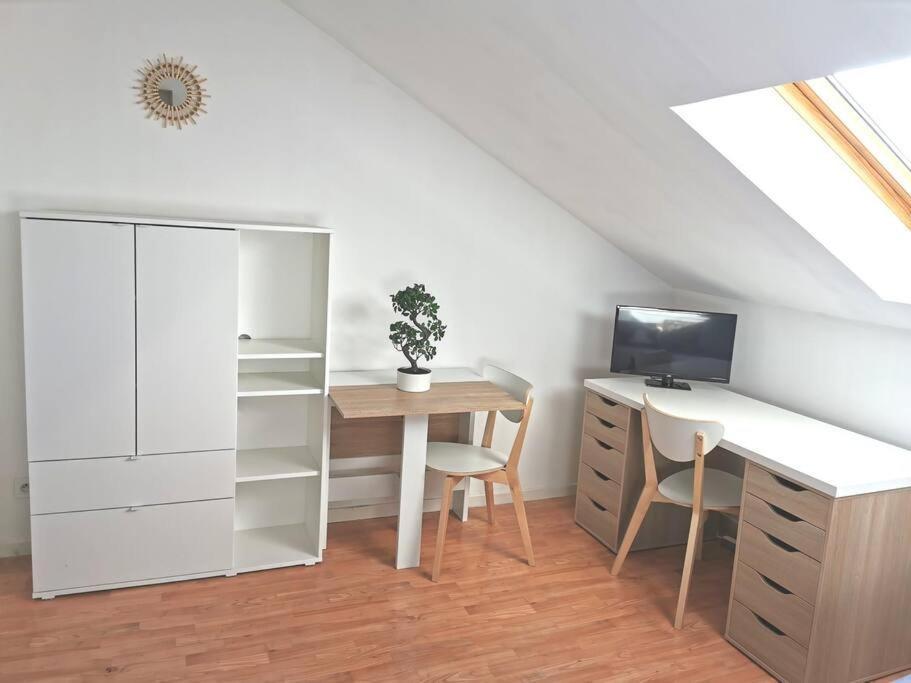 Studio Cosy Au Coeur De Reims Eksteriør billede